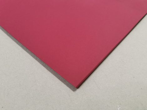 Dekorációs karton anyagában színezett 50x70cm 220gr "22" bordó 25ív/csg